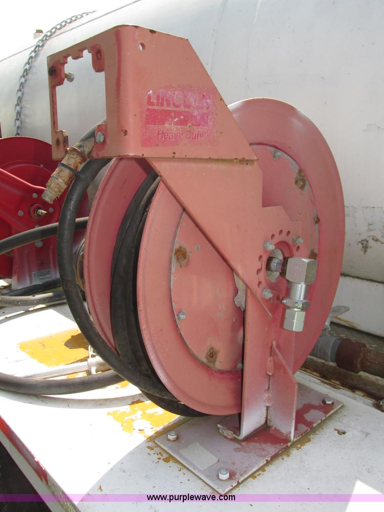 image for item H1217 1987 Fleming fuel trailer