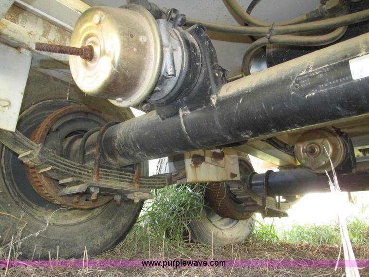 image for item H1217 1987 Fleming fuel trailer