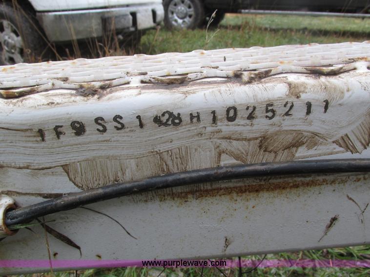 image for item H1217 1987 Fleming fuel trailer