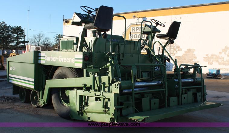 image for item H8064 1982 Barber Greene SB-131 asphalt paver