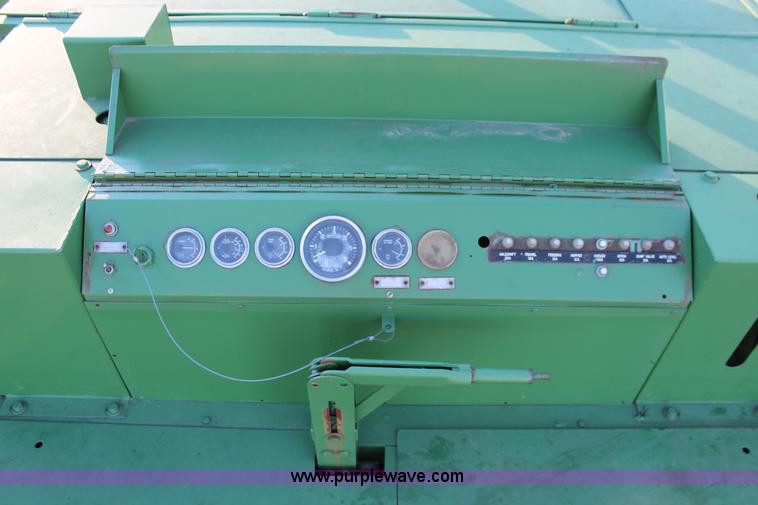 image for item H8064 1982 Barber Greene SB-131 asphalt paver