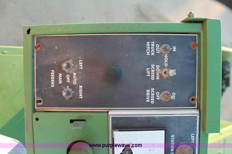 image for item H8064 1982 Barber Greene SB-131 asphalt paver