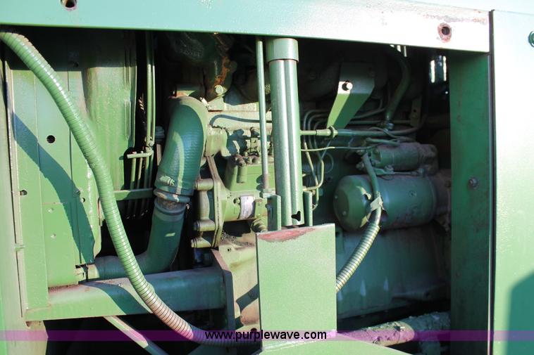 image for item H8064 1982 Barber Greene SB-131 asphalt paver