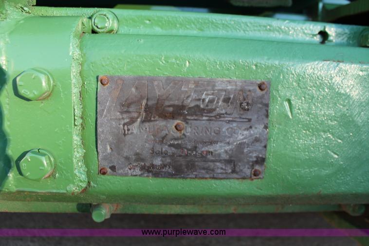 image for item H8064 1982 Barber Greene SB-131 asphalt paver