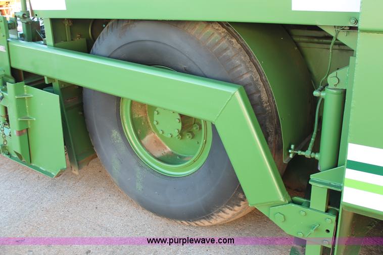 image for item H8064 1982 Barber Greene SB-131 asphalt paver