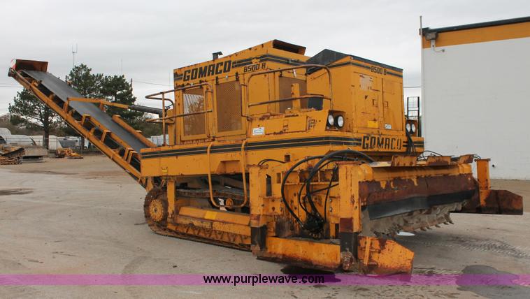 image for item H8071 Gomaco 8500B trimmer placer