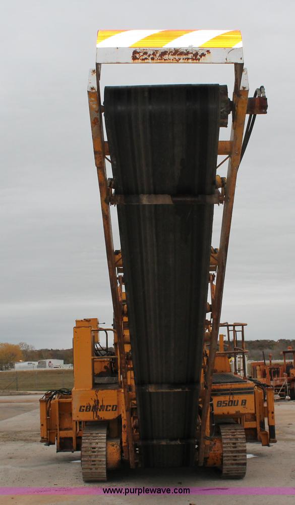 image for item H8071 Gomaco 8500B trimmer placer