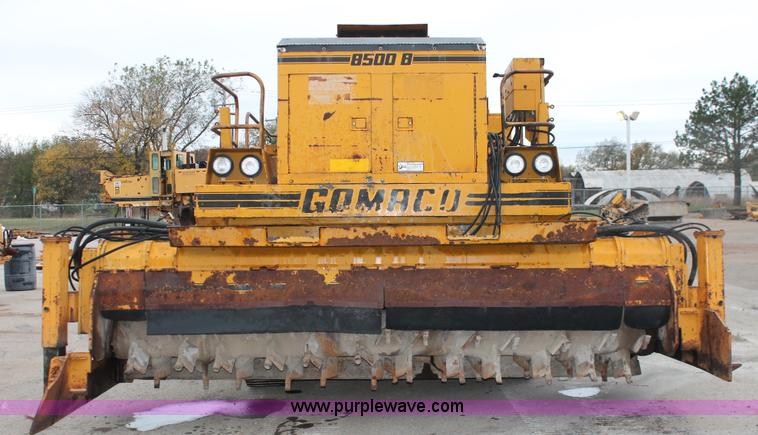 image for item H8071 Gomaco 8500B trimmer placer