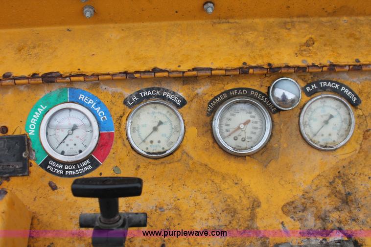 image for item H8071 Gomaco 8500B trimmer placer