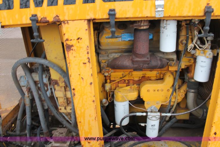 image for item H8071 Gomaco 8500B trimmer placer