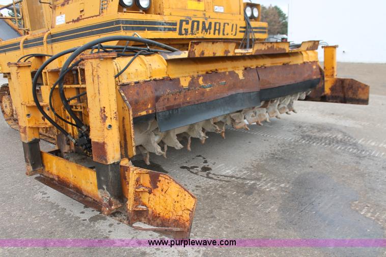 image for item H8071 Gomaco 8500B trimmer placer