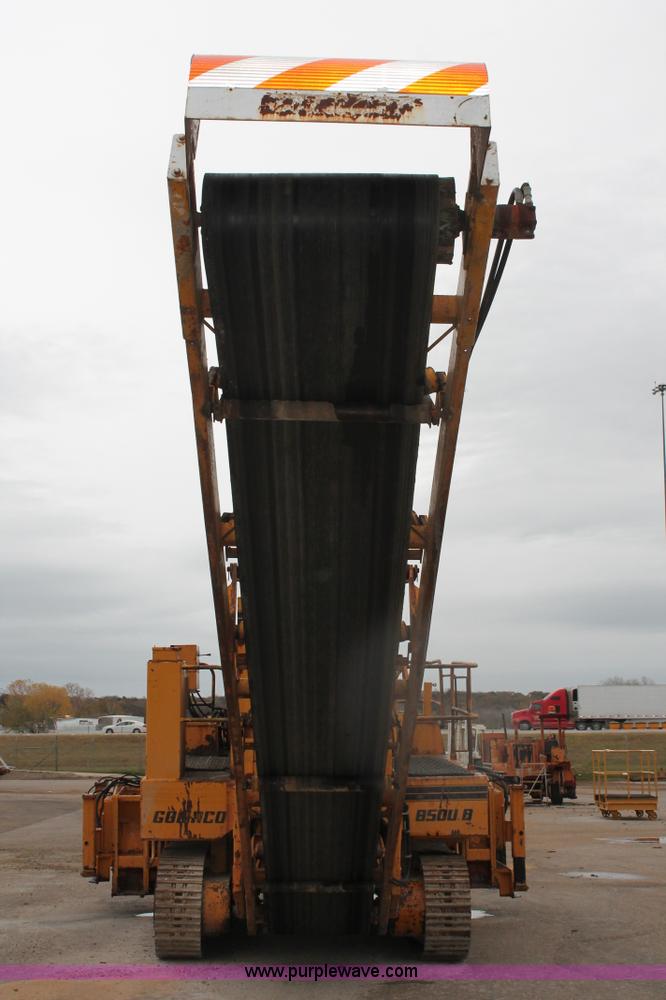 image for item H8071 Gomaco 8500B trimmer placer