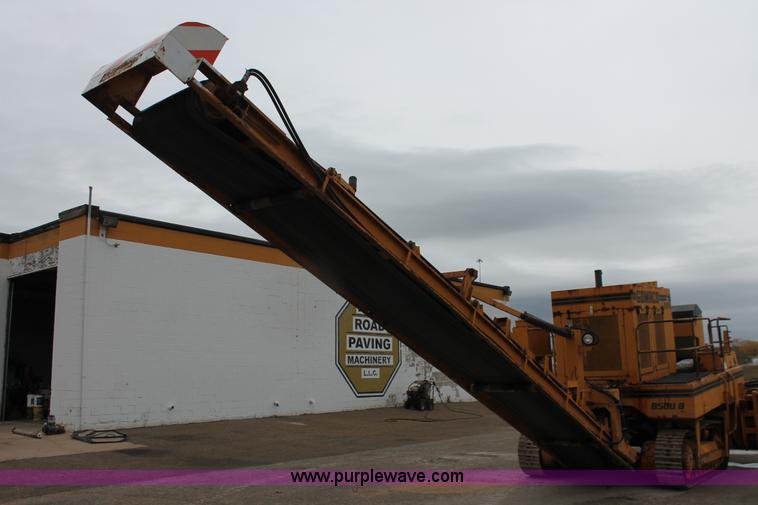 image for item H8071 Gomaco 8500B trimmer placer