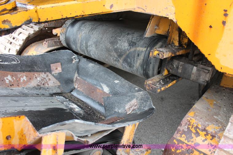 image for item H8071 Gomaco 8500B trimmer placer