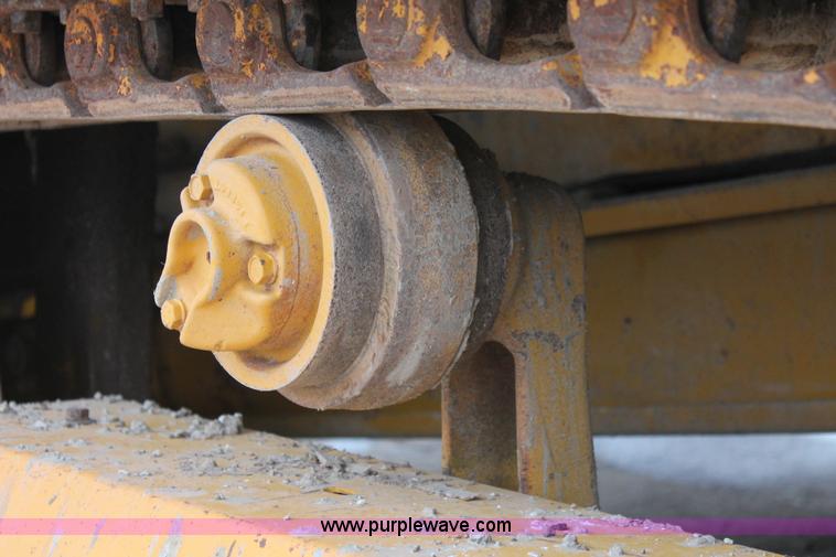 image for item H8071 Gomaco 8500B trimmer placer