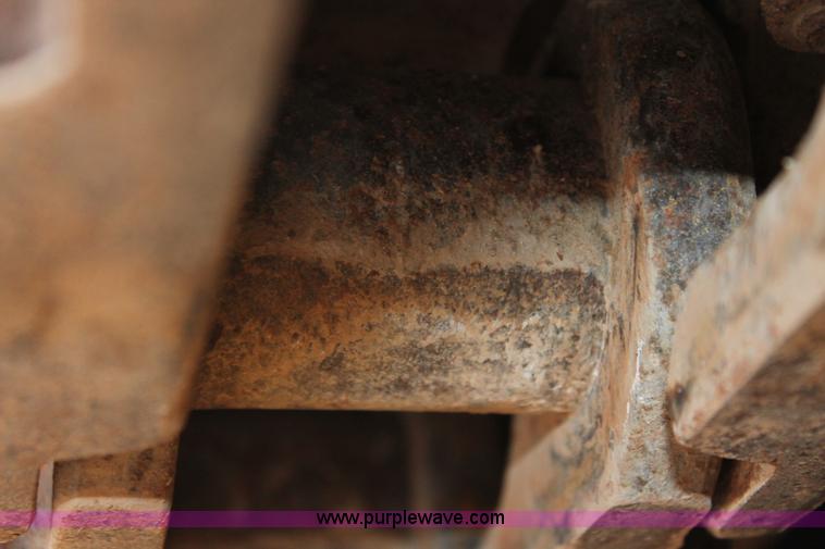 image for item H8071 Gomaco 8500B trimmer placer