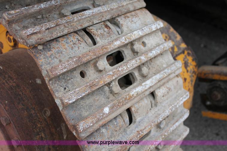 image for item H8071 Gomaco 8500B trimmer placer