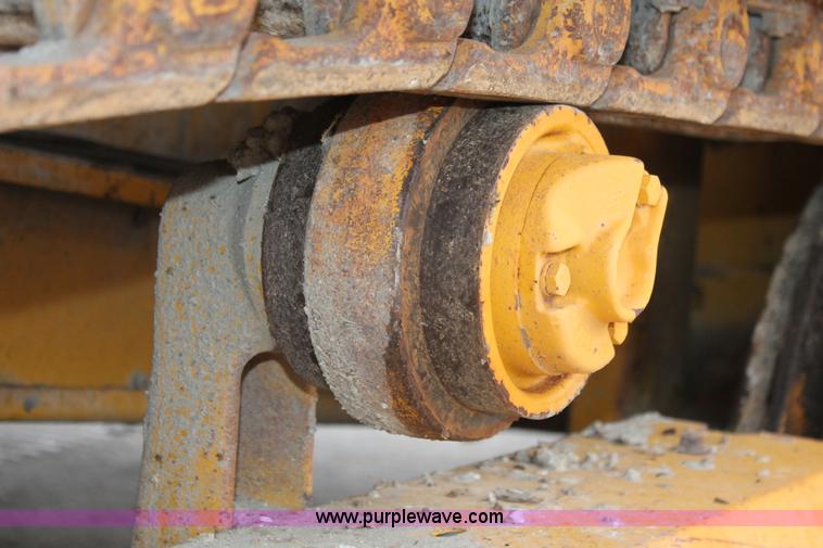 image for item H8071 Gomaco 8500B trimmer placer