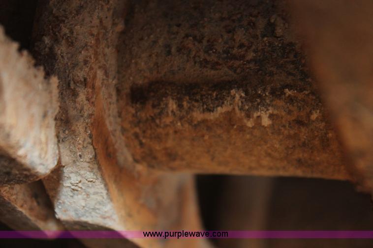 image for item H8071 Gomaco 8500B trimmer placer