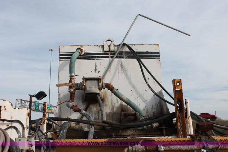 image for item H8072 1994 Gomaco TC-600 texture cure machine