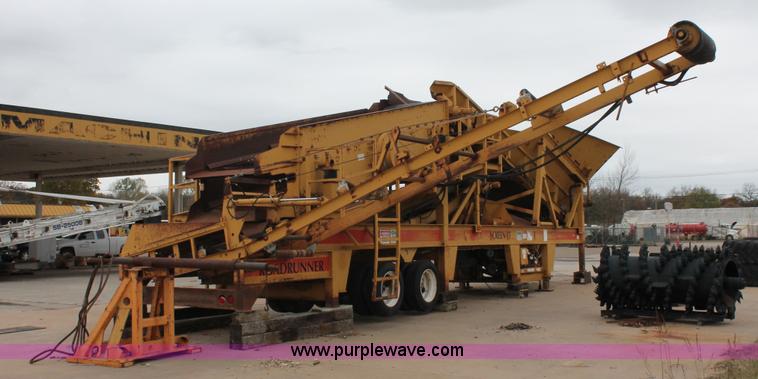 image for item H8075 CEC Screen-It 6 x 16 Road Runner Series II screen plant