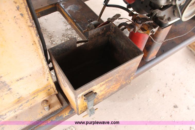 image for item H8075 CEC Screen-It 6 x 16 Road Runner Series II screen plant