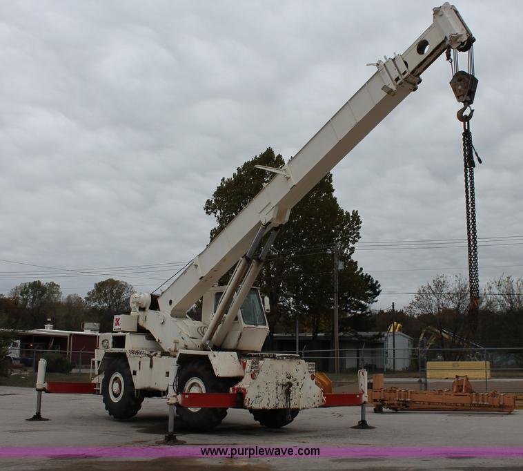 image for item H8078 Koehring S888 crane