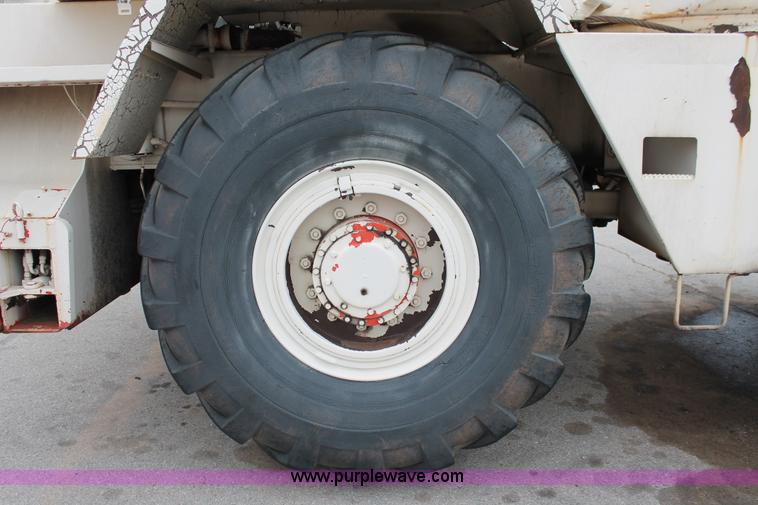 image for item H8078 Koehring S888 crane