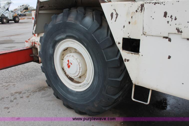 image for item H8078 Koehring S888 crane