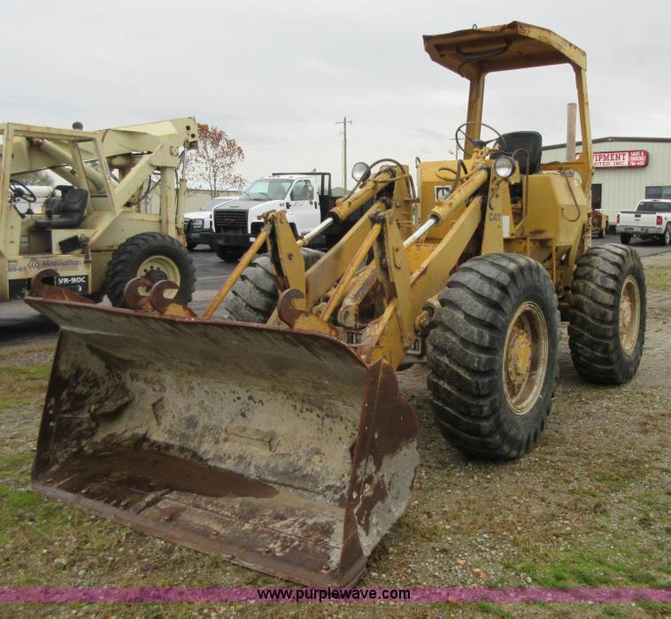 image for item I1846 1978 Caterpillar 910 wheel loader