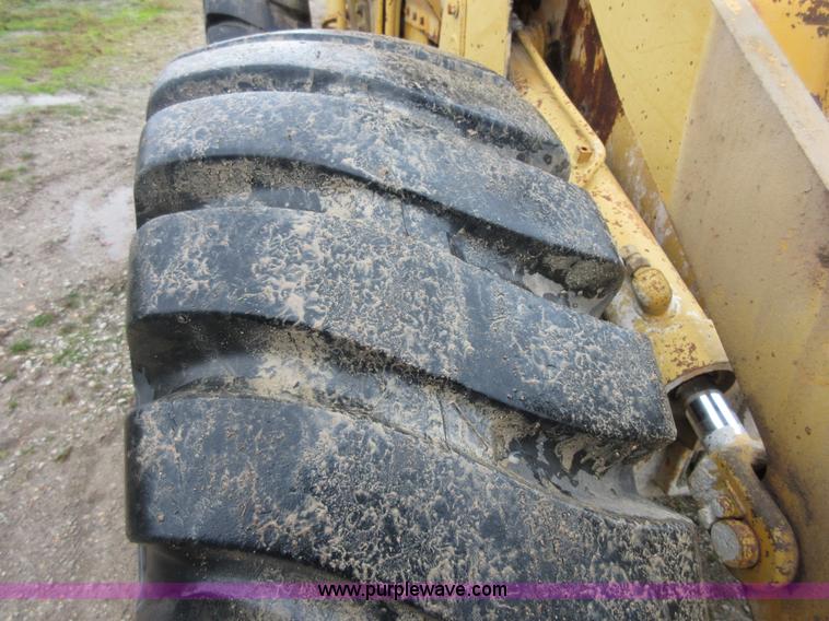 image for item I1846 1978 Caterpillar 910 wheel loader