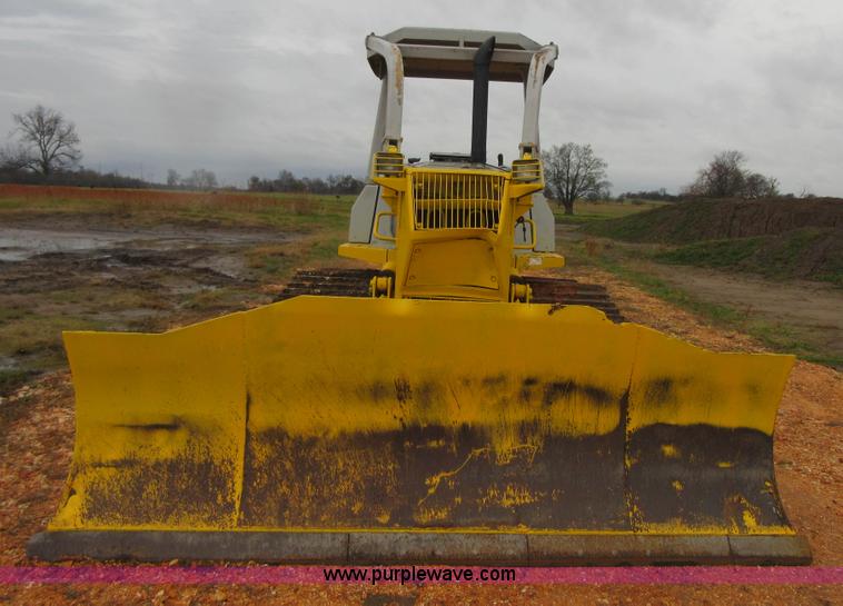 image for item I1847 1996 Komatsu D41P-6 dozer