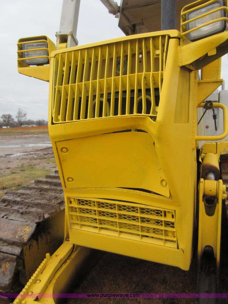 image for item I1847 1996 Komatsu D41P-6 dozer