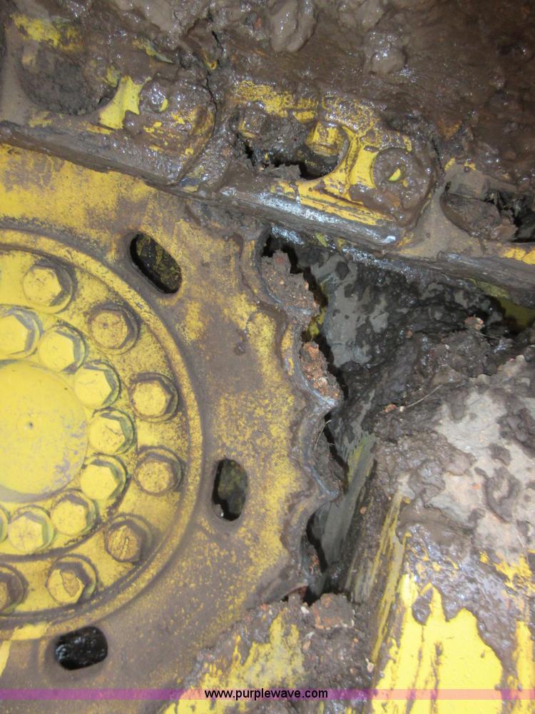 image for item I1847 1996 Komatsu D41P-6 dozer