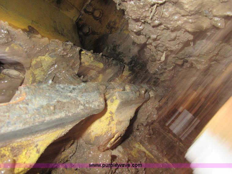 image for item I1847 1996 Komatsu D41P-6 dozer