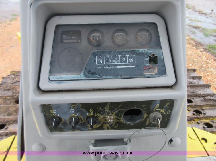 image for item I1847 1996 Komatsu D41P-6 dozer