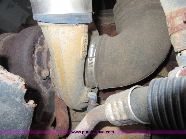 image for item I1850 2003 Chevrolet W7500 dump truck