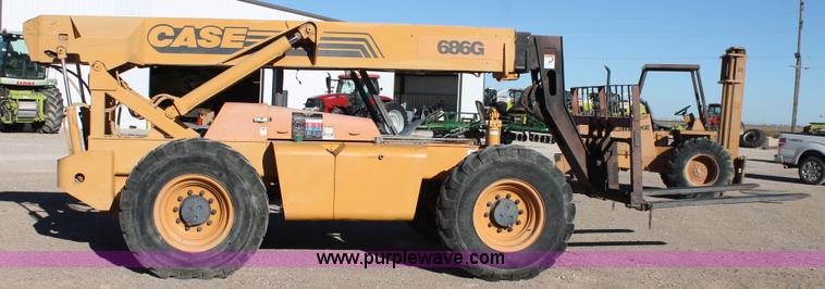 image for item J1351 1998 Case 686G telehandler