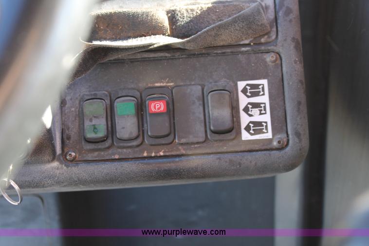 image for item J1351 1998 Case 686G telehandler