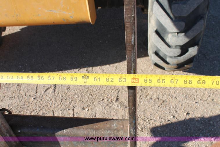 image for item J1351 1998 Case 686G telehandler