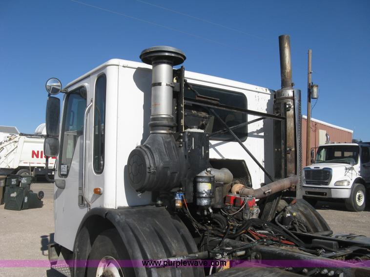 image for item J2987 2004 Sterling Condor truck cab and chassis