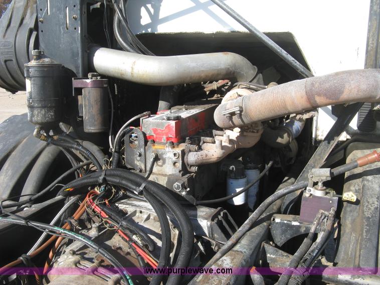 image for item J2987 2004 Sterling Condor truck cab and chassis