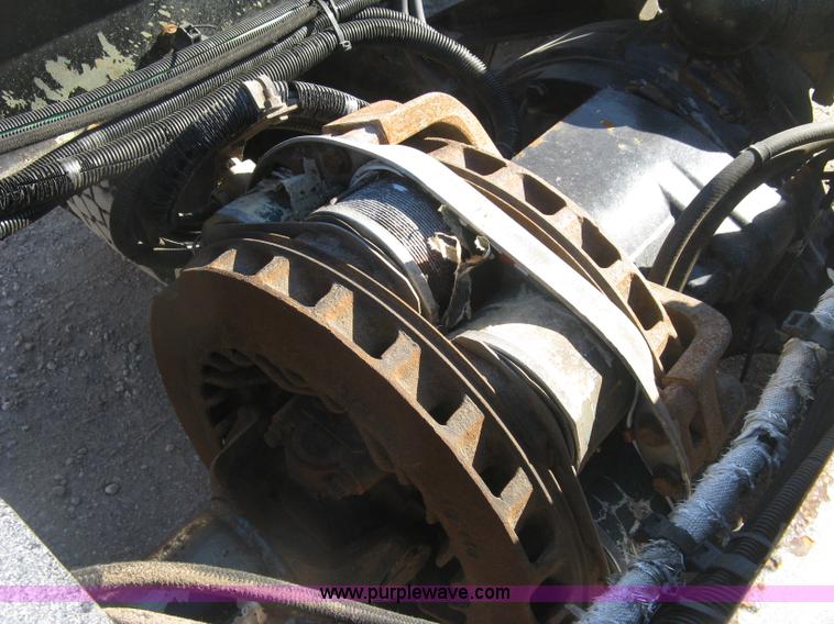 image for item J2987 2004 Sterling Condor truck cab and chassis