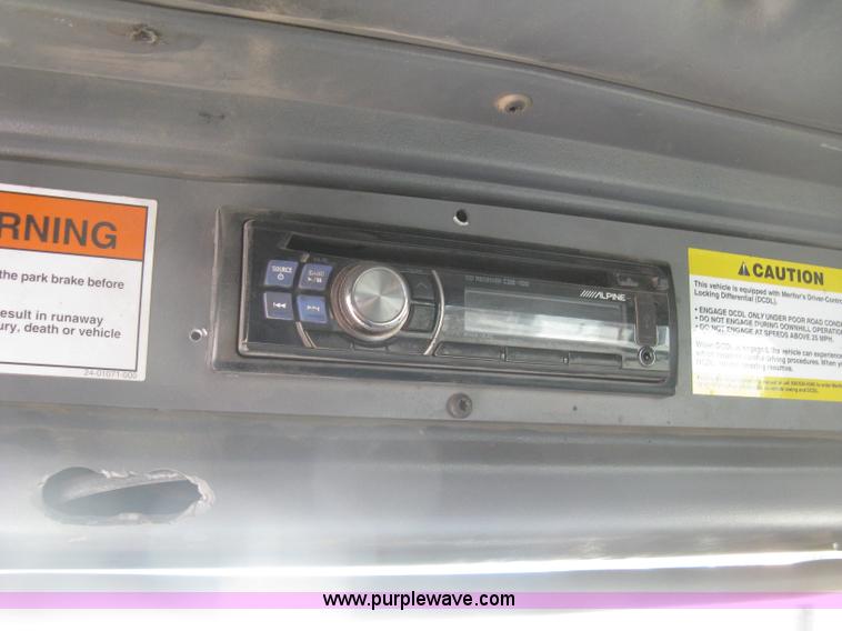 image for item J2987 2004 Sterling Condor truck cab and chassis