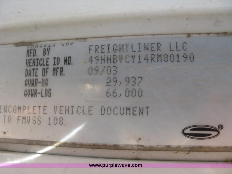 image for item J2987 2004 Sterling Condor truck cab and chassis