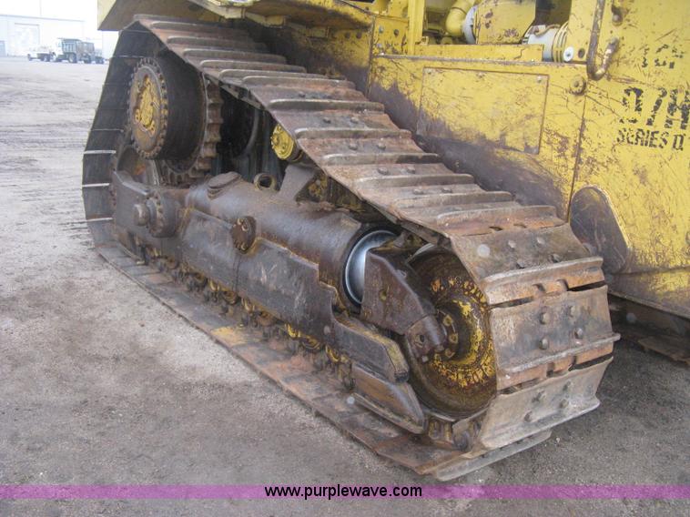 image for item J2993 1990 Caterpillar D7H dozer