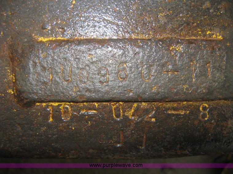 image for item J2993 1990 Caterpillar D7H dozer