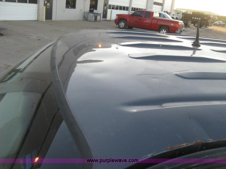 image for item J2996 2006 Ford F350 Super Duty XLT Crew Cab pickup truck