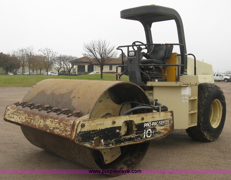 image for item J2997 Ingersoll Rand SD100D Pro Pac compactor