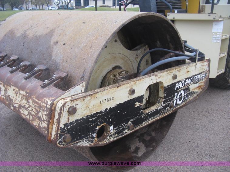 image for item J2997 Ingersoll Rand SD100D Pro Pac compactor